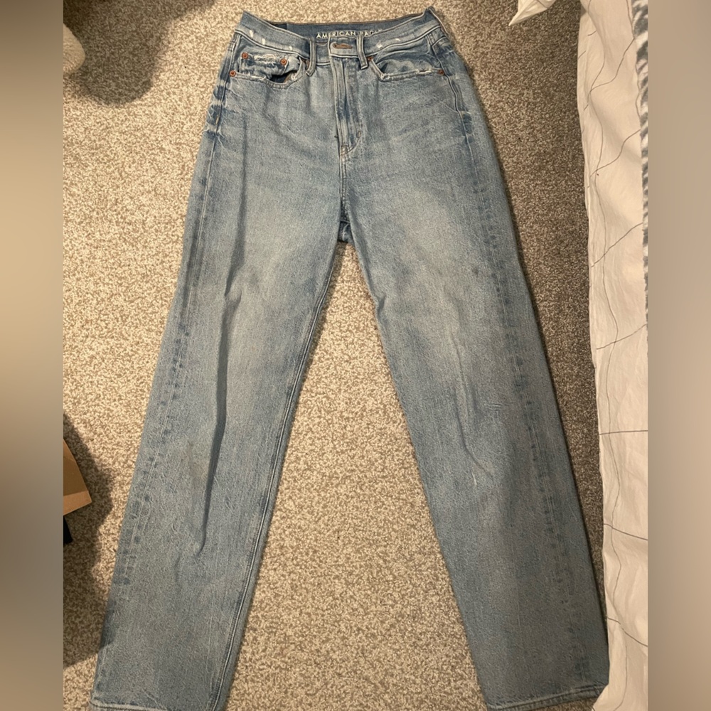American Eagle Straight Leg Jeans